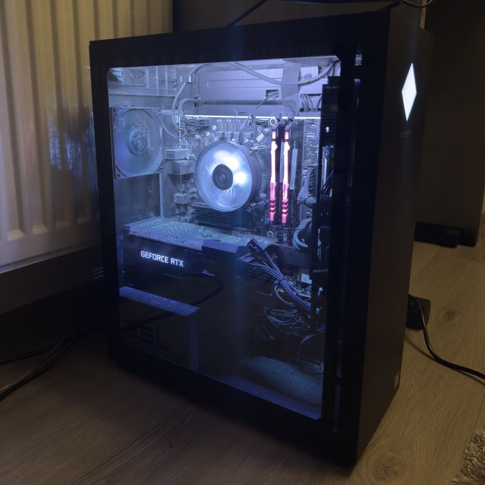 Calculator/PC Gaming cu AMD Ryzen 5 5600G, RTX 3060 + Monitor Gaming