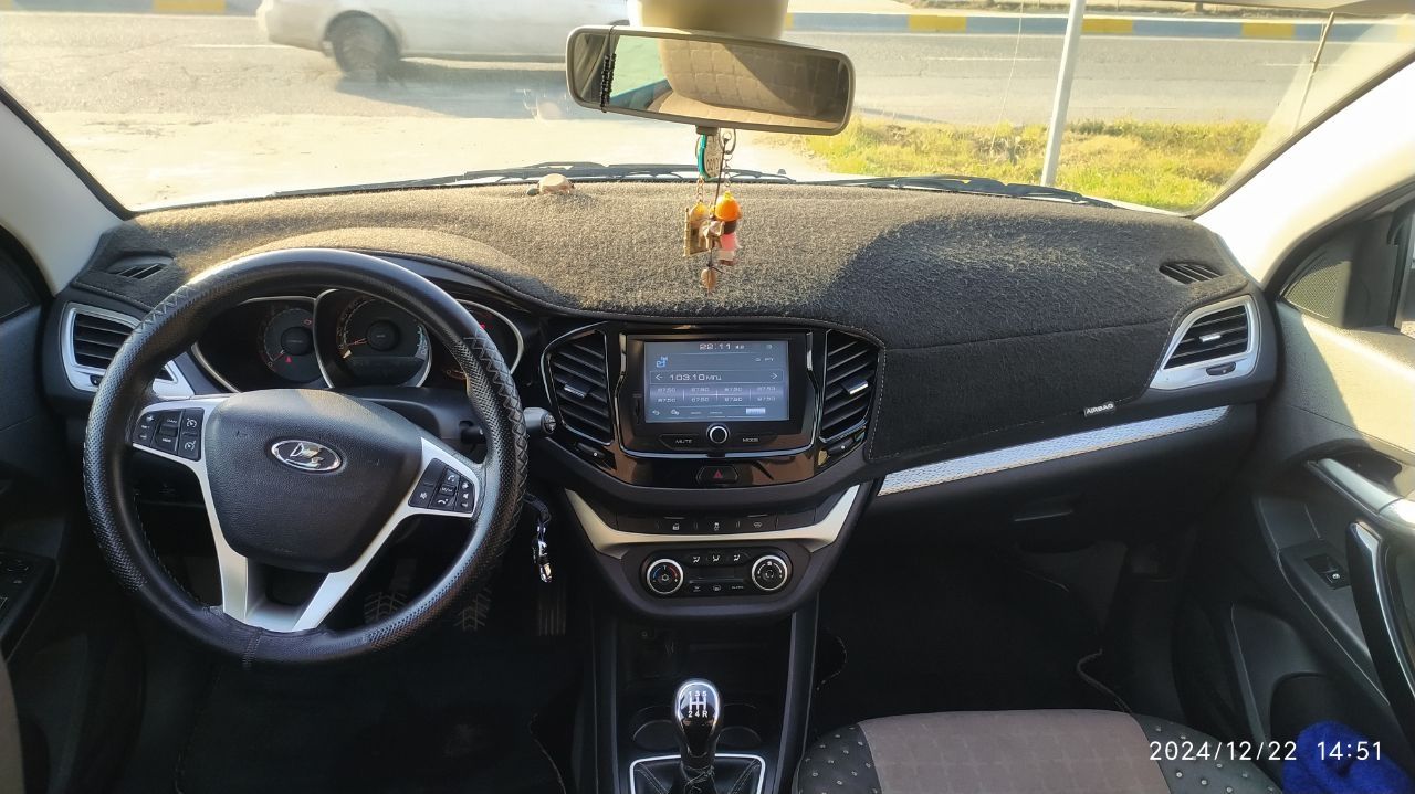 Lada Vesta SWCross