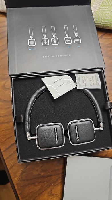 Casti wireless Soho Harman Kardon