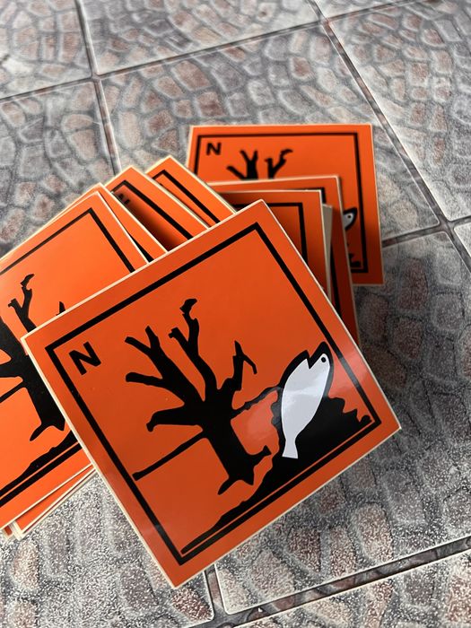 Autocolante, stickere 10x10cm deseuri periculoase,lichide periculoase