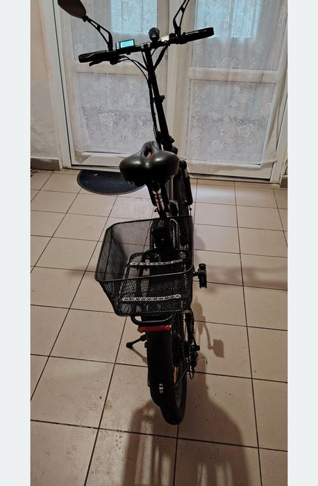 Vând bicicleta electrica