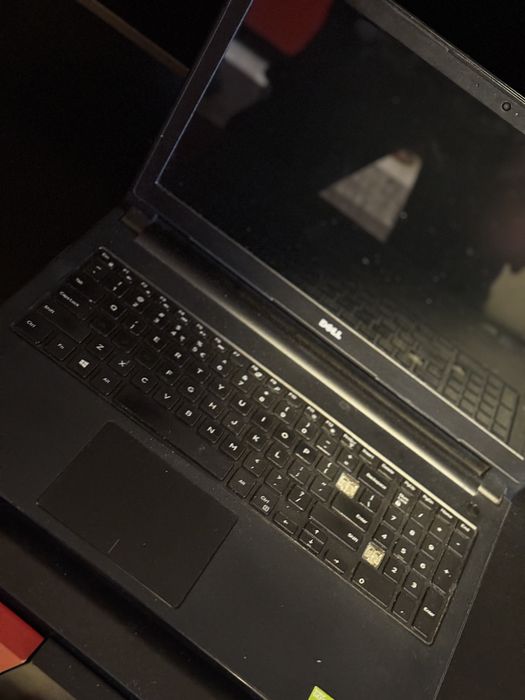 Vand laptop Dell urgent