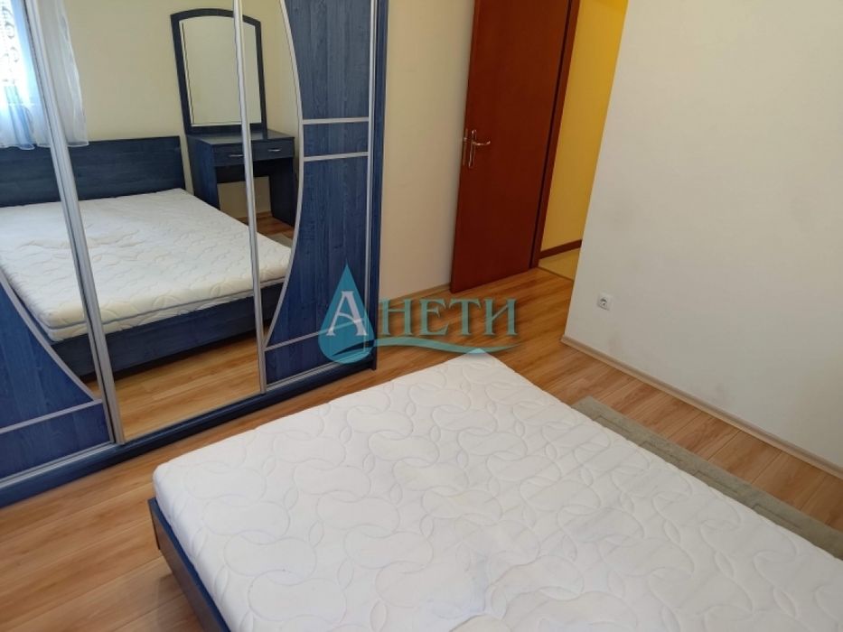 Дава се под наем Тристаен апартамент в София, Гео Милев - 111 кв.м за 800 € - Снимка #9