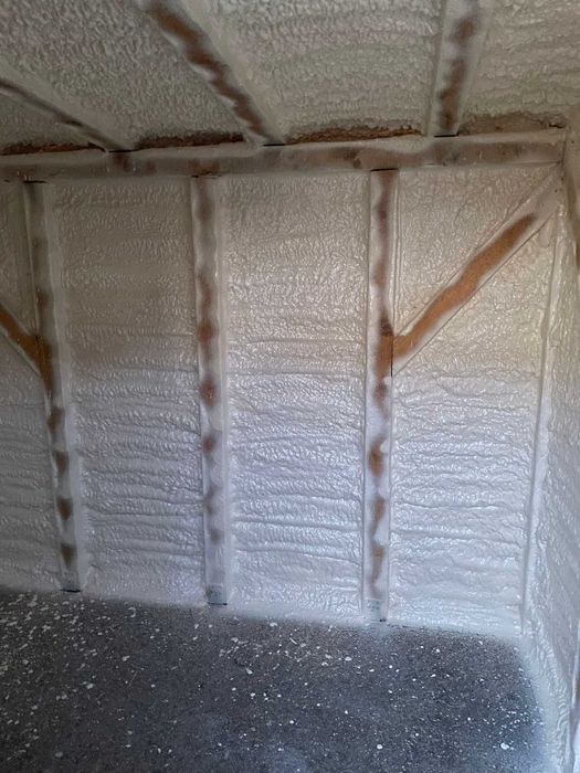 Izolatie cu spuma poliuretanica Arad