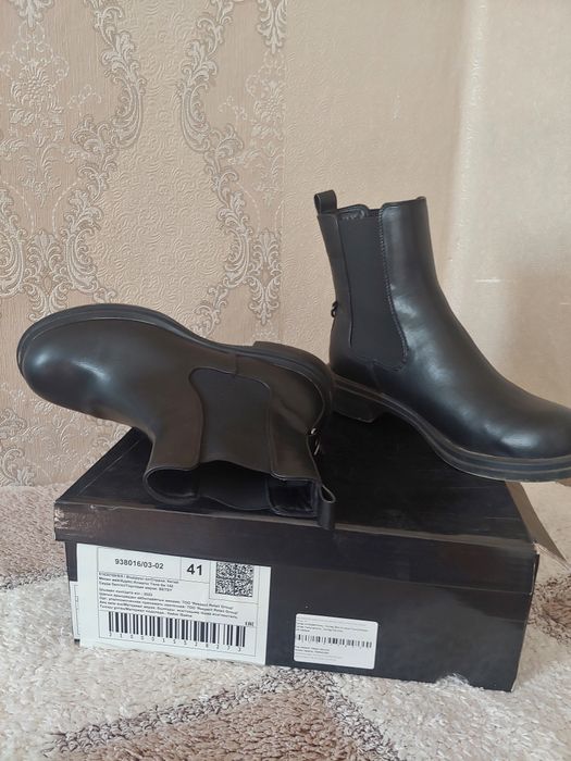 Дёшево! Продам  полусапожки весна- осень б/у