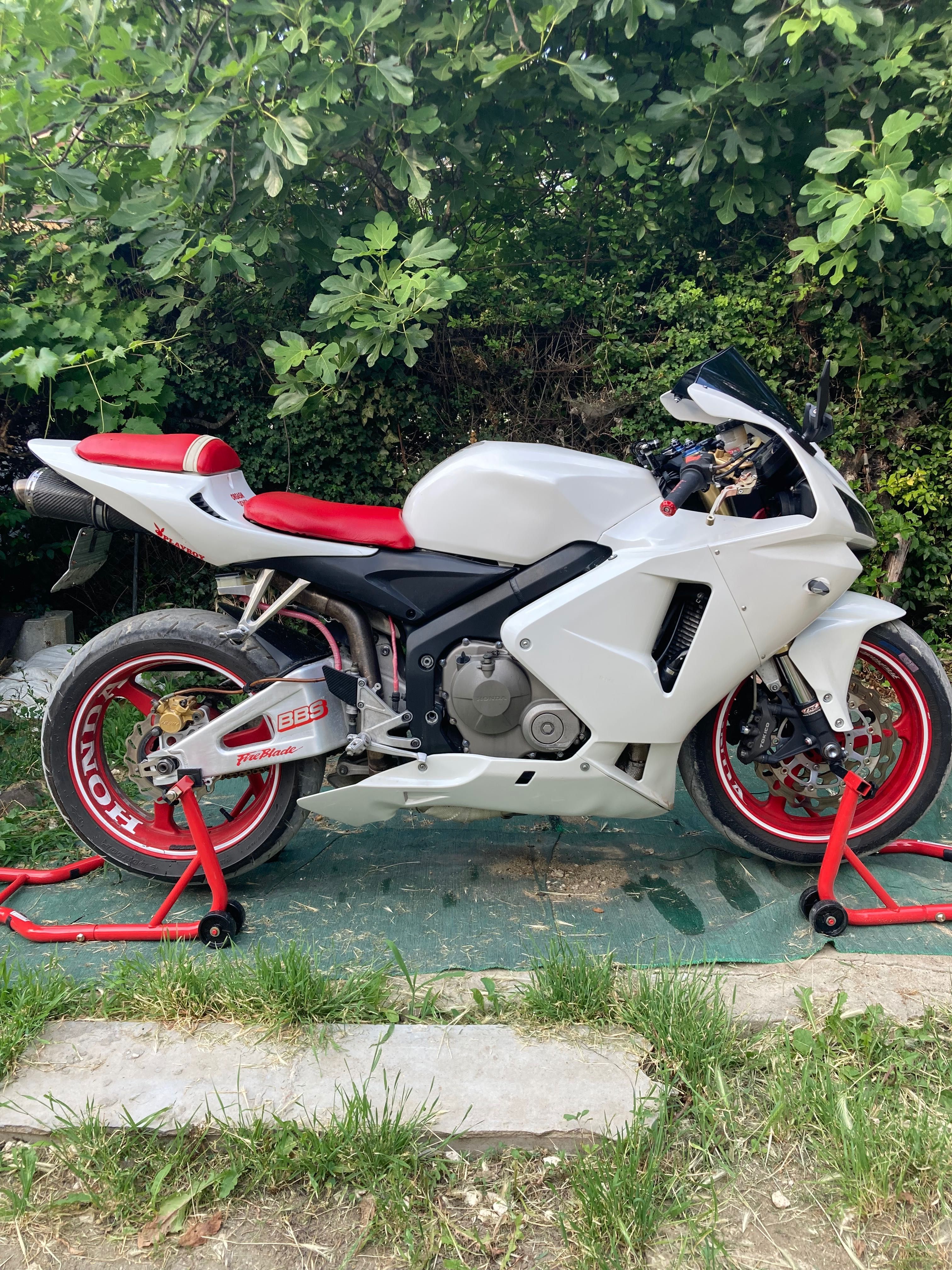 Honda CBR 600rr 2004