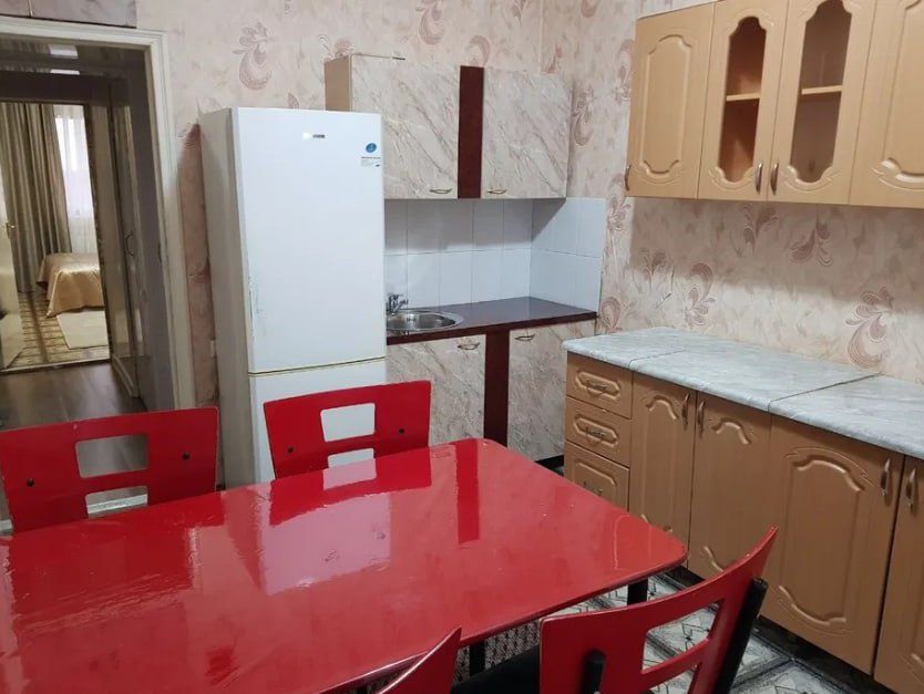 Квартира на Кунаева (Ойбек) 2/9/9 общ пл 65м Отдельный вход
