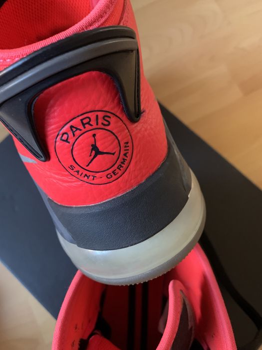 Air Jordan Mars 270 PSG