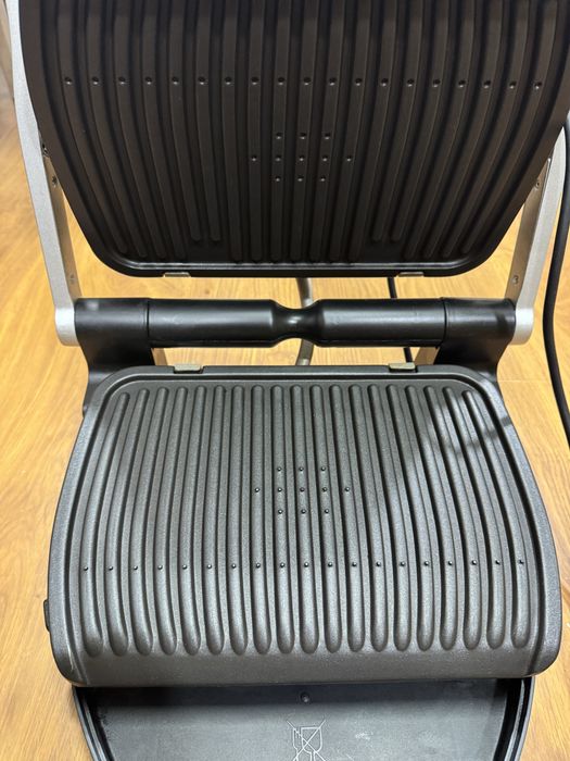 Grătar electric inteligent Tefal OptiGrill (Model GC702D16)