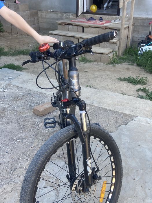 Продам велик торг есть