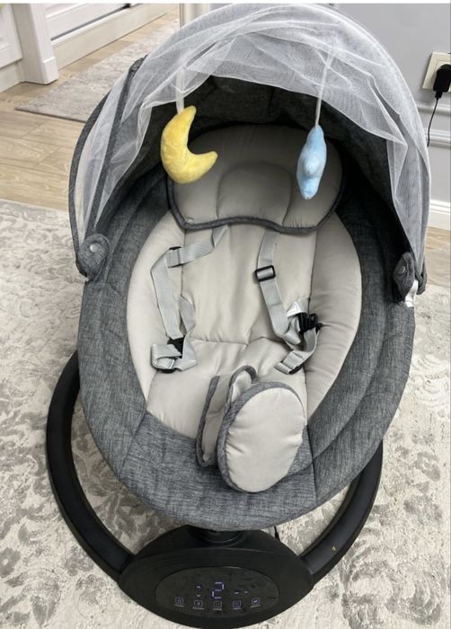 Срочно шезлонг новый