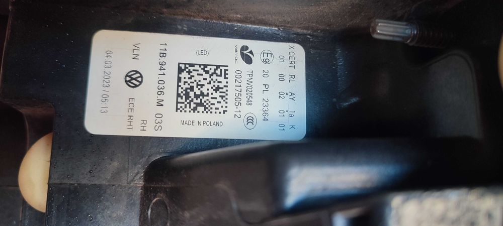 far dreapta volkswagen id4 iq led