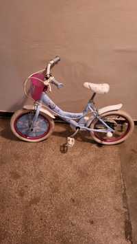 Bicicleta fete (3-6 ani)