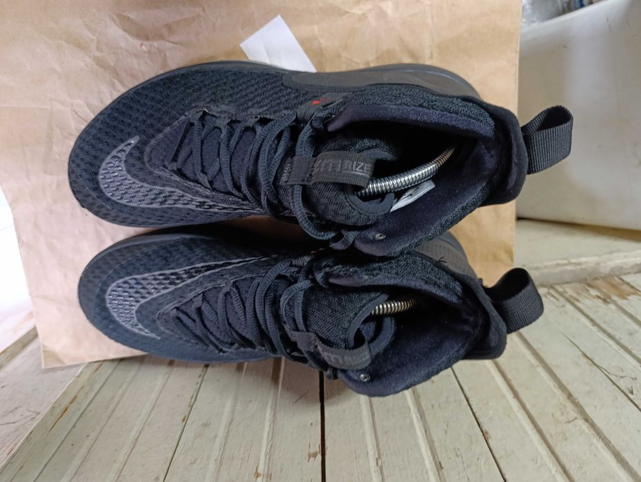 ''Nike Zoom Rize 'Black'''оригинални маратонки 45.5 номер