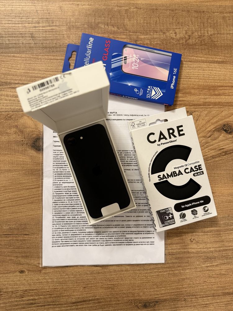 IPhone 16e Нов Йеттел Гаранционен 3 години гаранция ! Black - Черен!