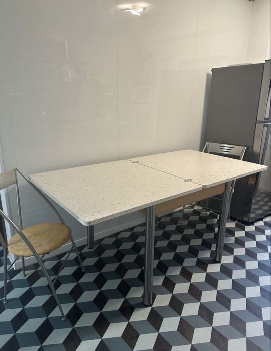 Masa extensibila 2x90/90cm cu 6 scaune stacabile