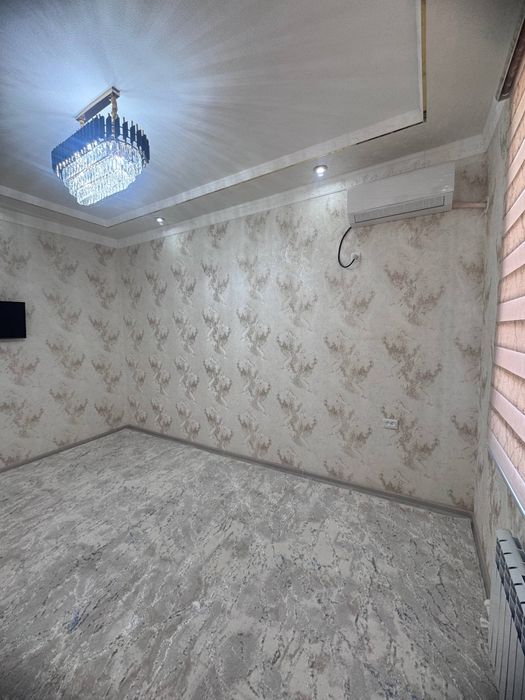 Kvartira oilada ijaraga beriladi.