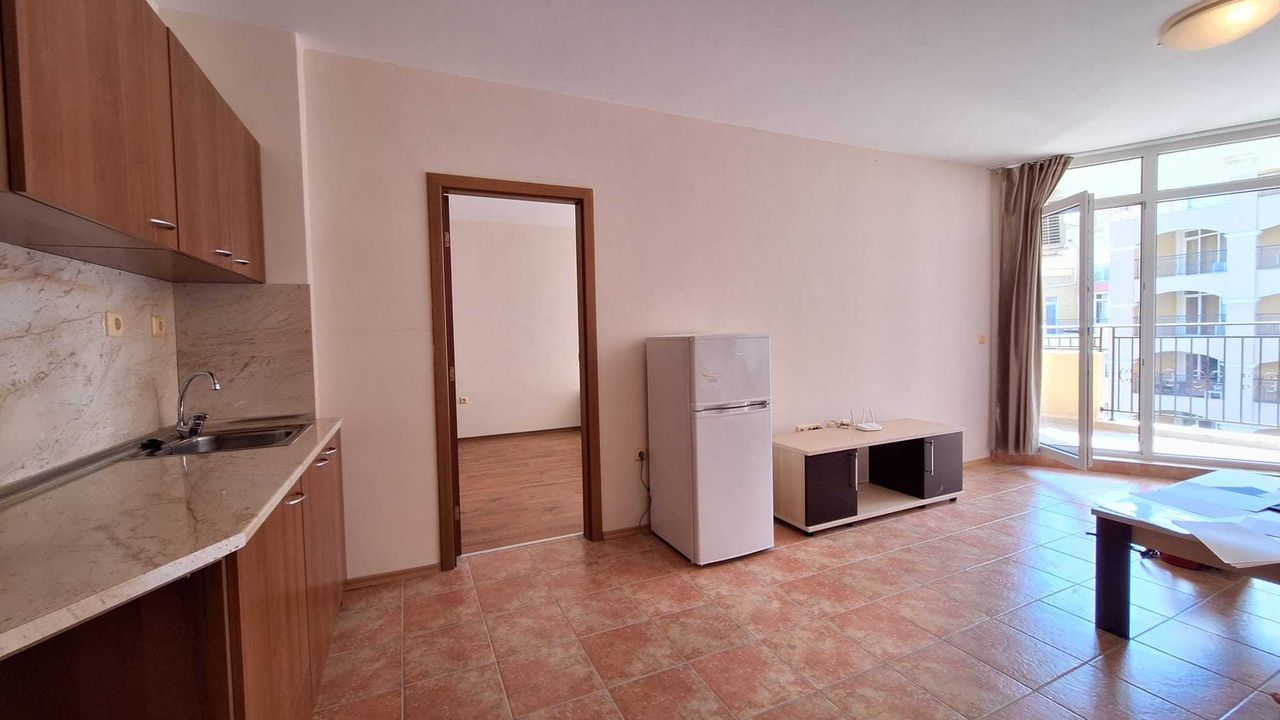 Продава се Двустаен апартамент в Ахелой - 84 кв.м за 887 €/кв.м - Снимка #3