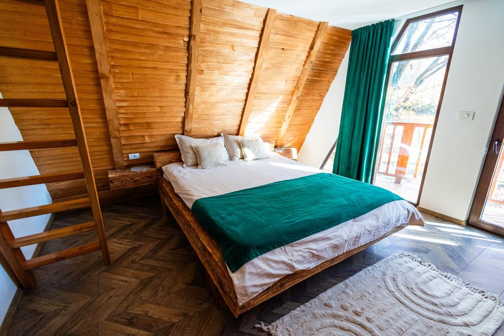 Cabana la munte cu ciubar