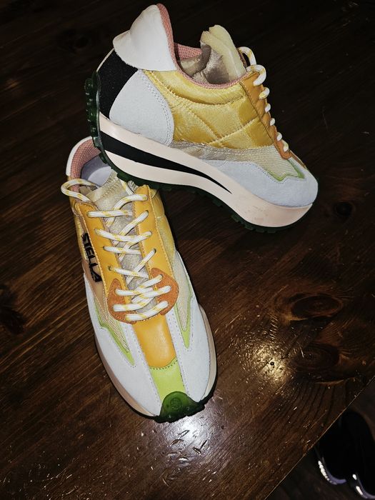 Чисто нови маратонки!