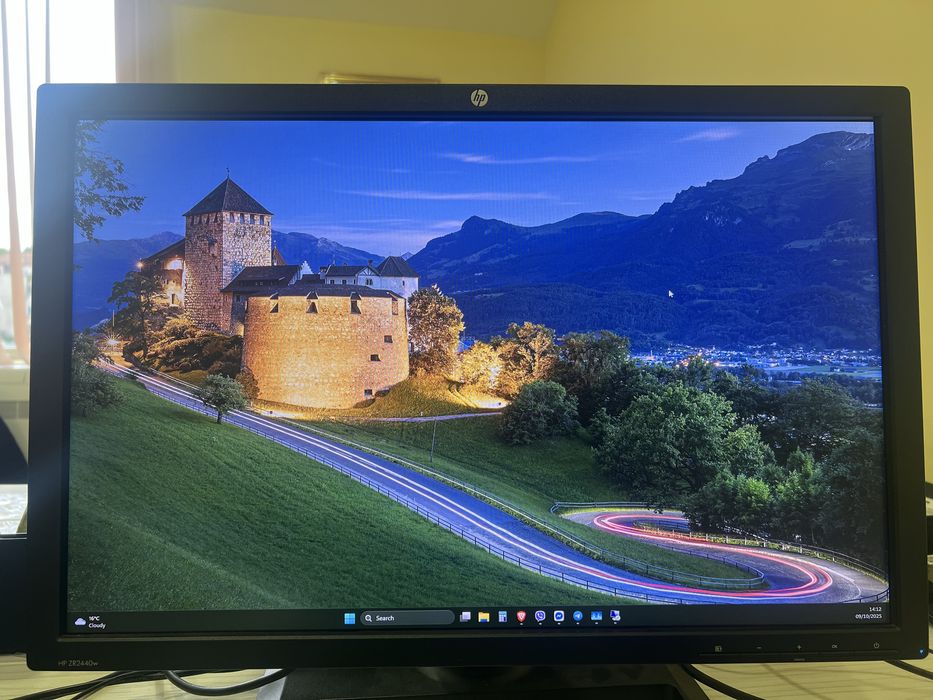 Монитор HP ZR2440W LED IPS
