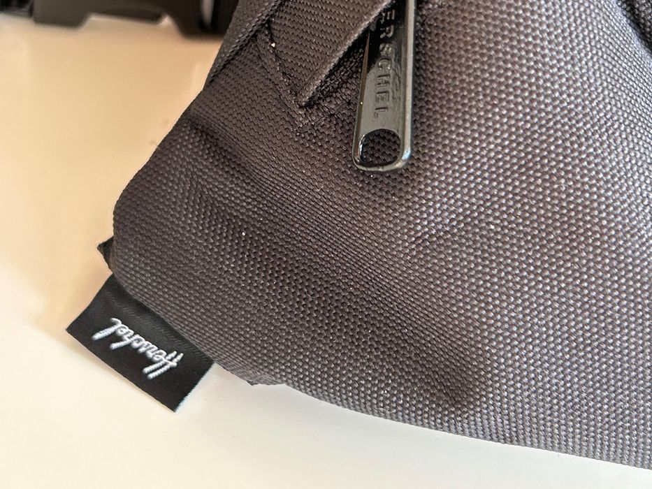 Hurschel supply waist bag нова готина текстилна чанта