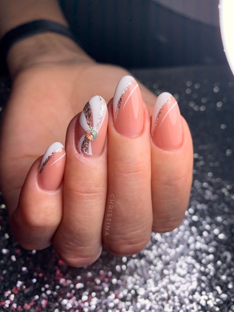 Маникюр. Инстграмм ti_nails_pvl