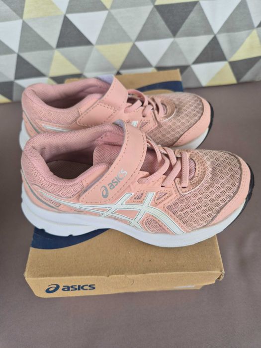 Детски маратонки Asics размер 28