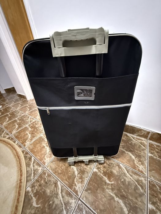 Troler mare in stare foarte buna