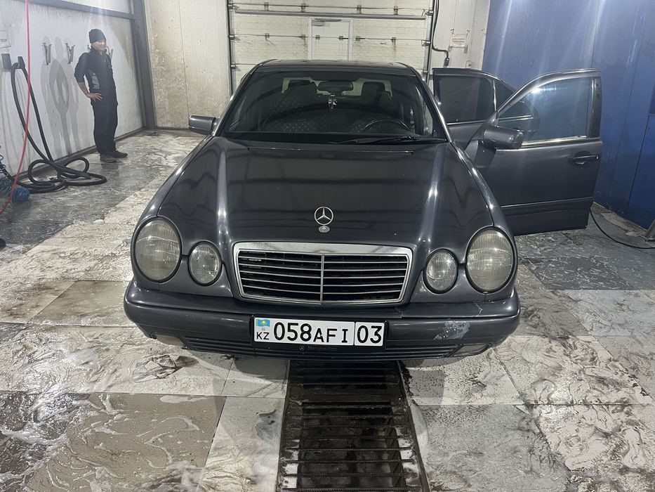 Продам мерса в хорошем состоянии