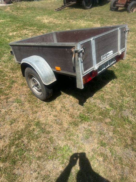 Vand remorca Saris de 600 kg