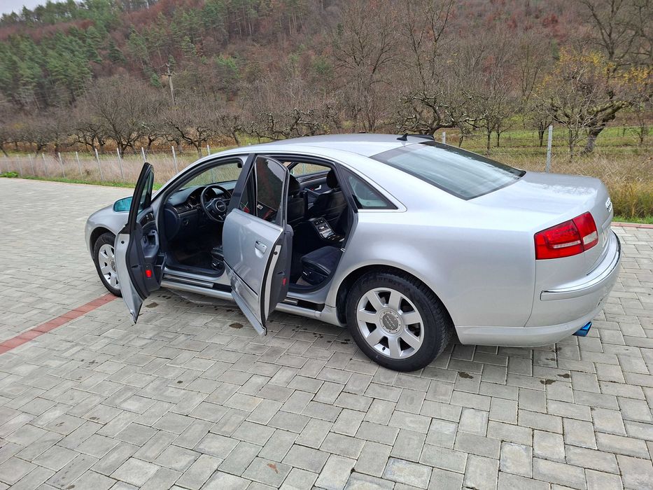 Audi A8L 4.2i V8 Quattro GPL