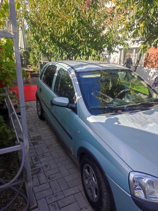 Vând Opel CORSA c 12 benzina