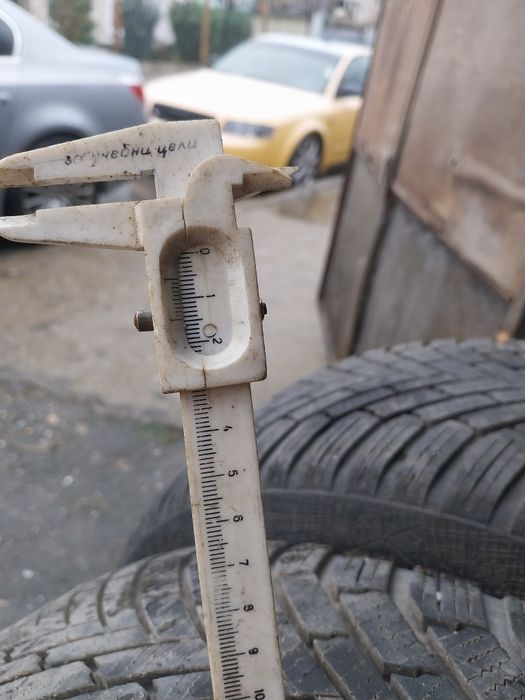 Зимни гуми 225 45 17 Good,year  и Continental и 175 50 15 Kumho