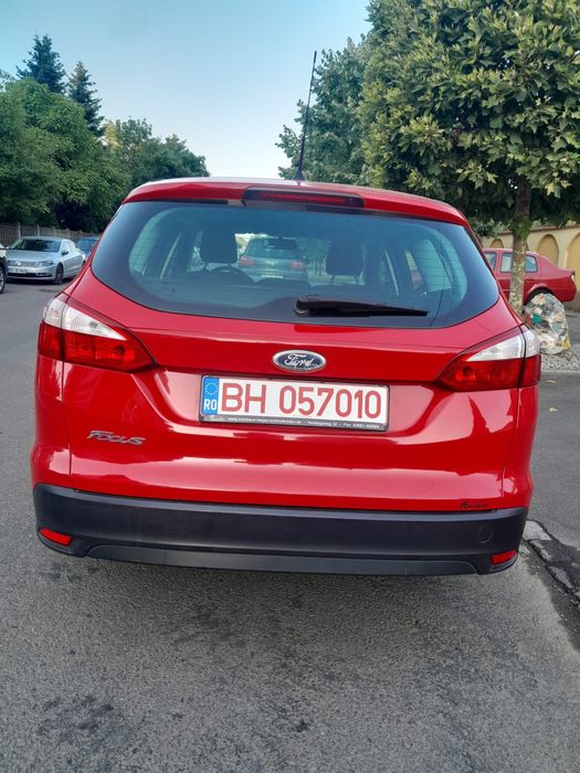 Ford Focus Mk3 1.6 benzina 105cp motor clasic fara turbo