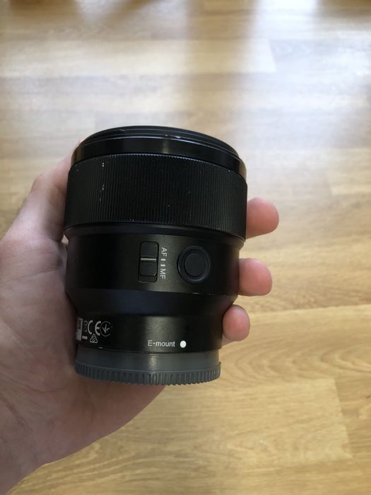 Obiectiv sony 85mm F1.8 FE