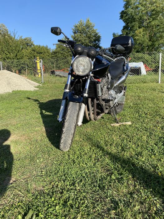 Honda Hornet 900 schimb cu masina sau quad