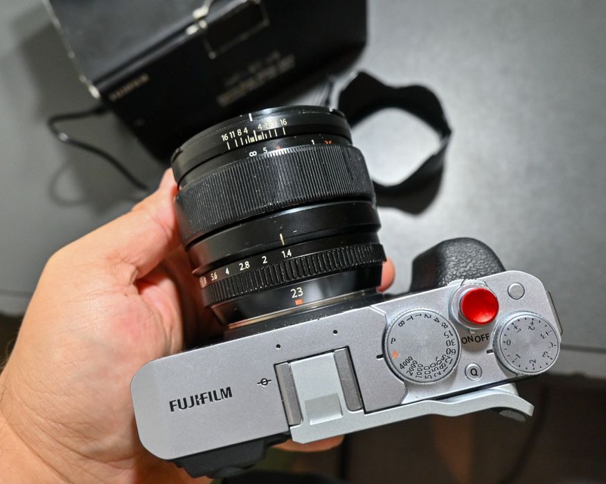 Fujifilm X-E4 + Grip + Fujinon 23mm F1.4 R