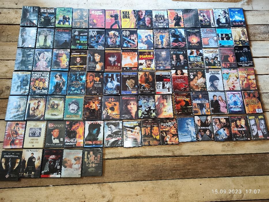 Vand colectie DVD uri