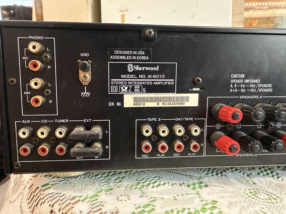 Sherwood AI5010 стерео
