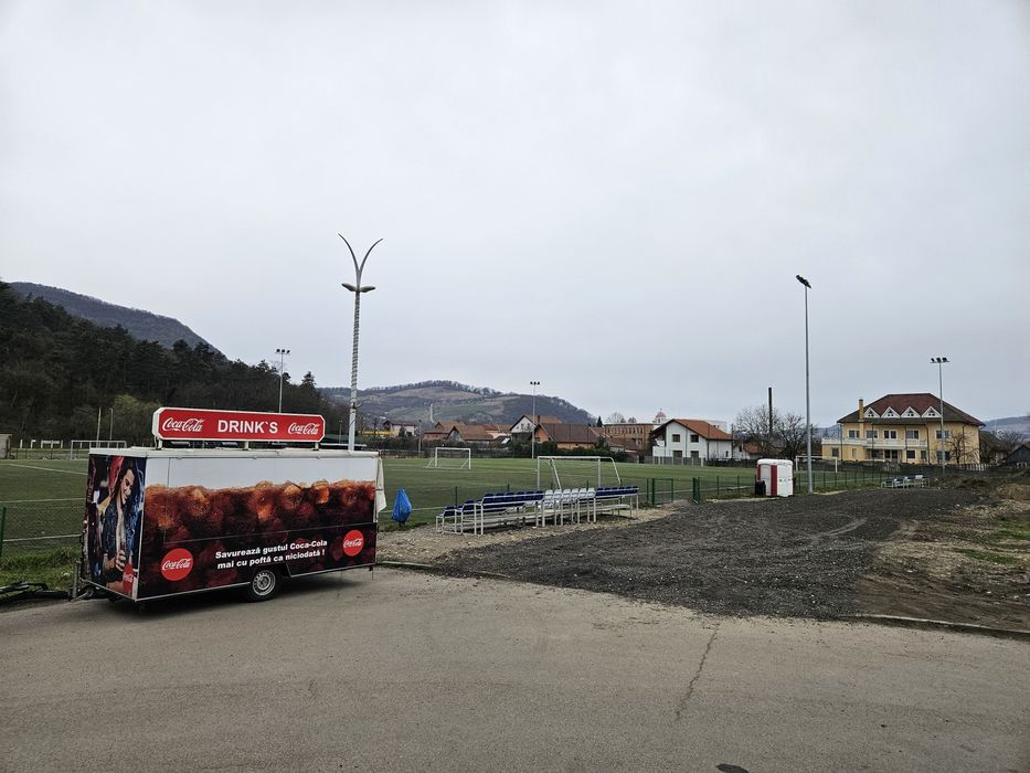 Vand rulota comerciala Coca Cola