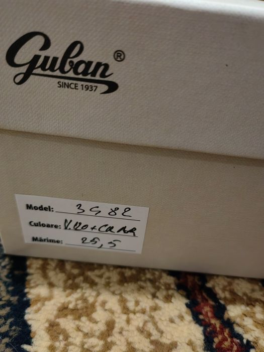 Vând următoare incaltaminte