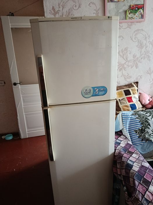 Холодильник 2 камерный lg