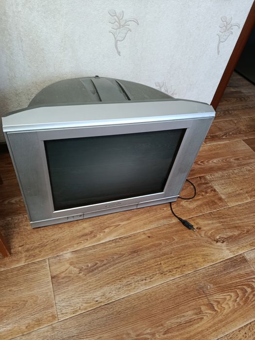 Продам телевизор