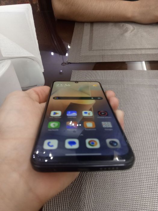 Redmi note 11 idealni deyarli ishlatilmagan ( telefon ochilmagan)