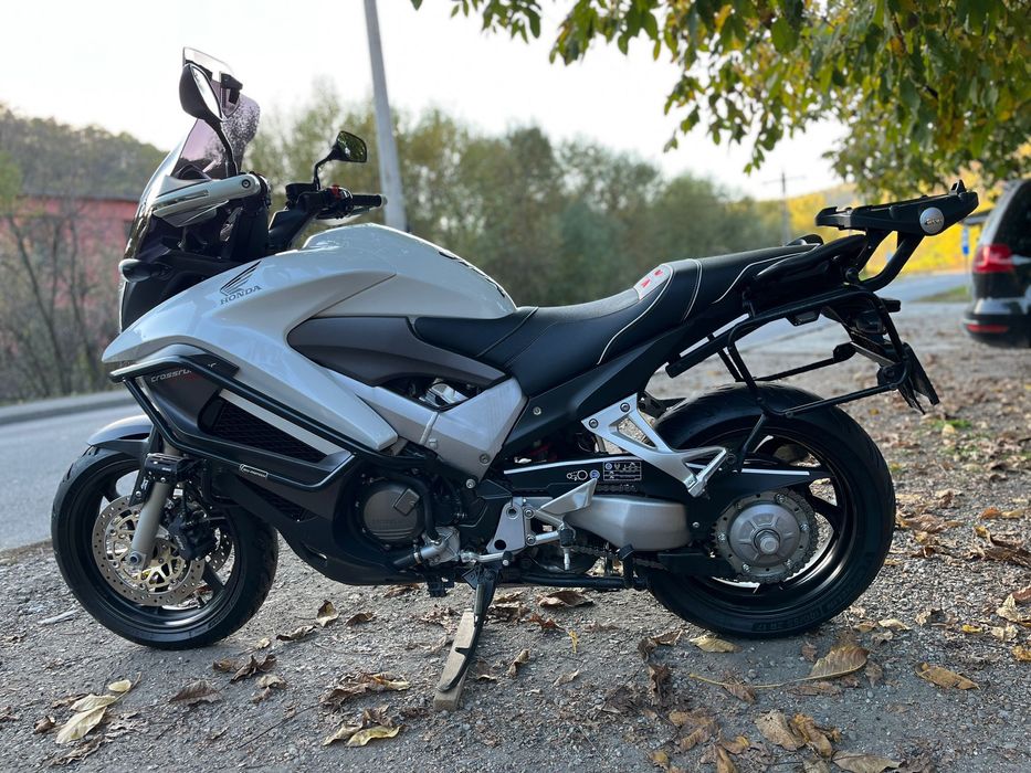 Honfa vfr800x crossruner