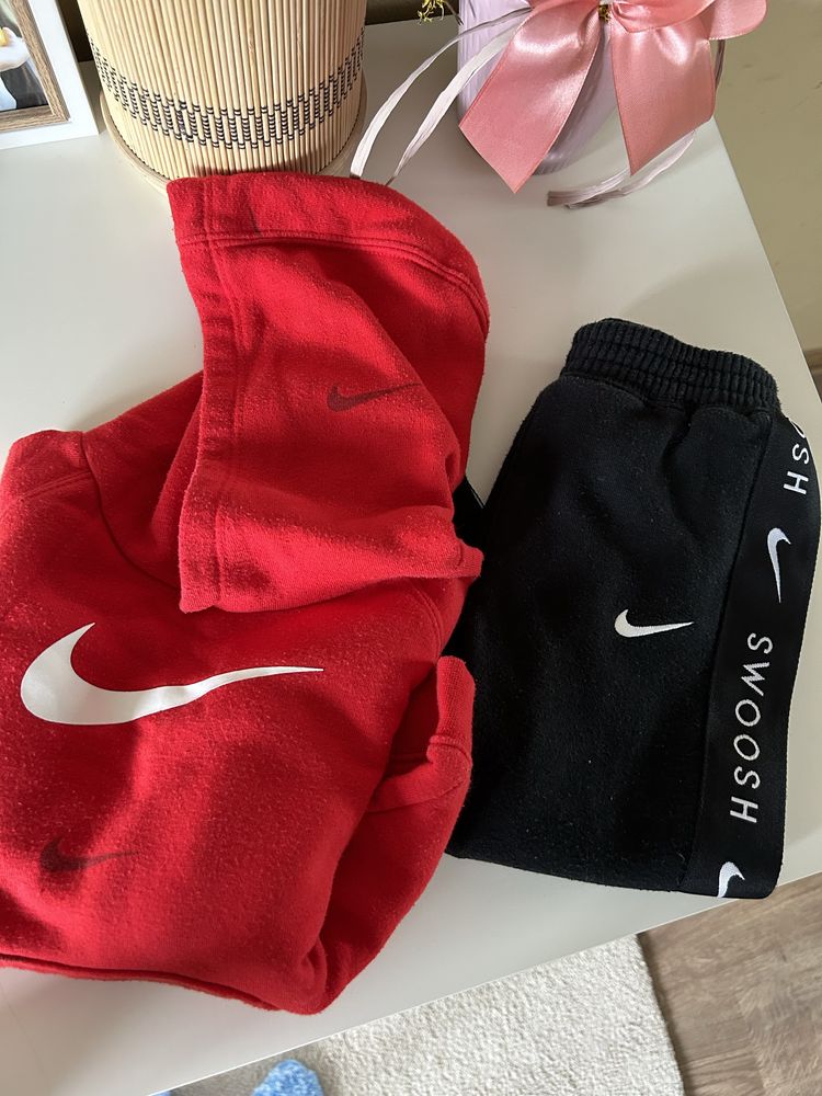 Бебешки комплект Nike