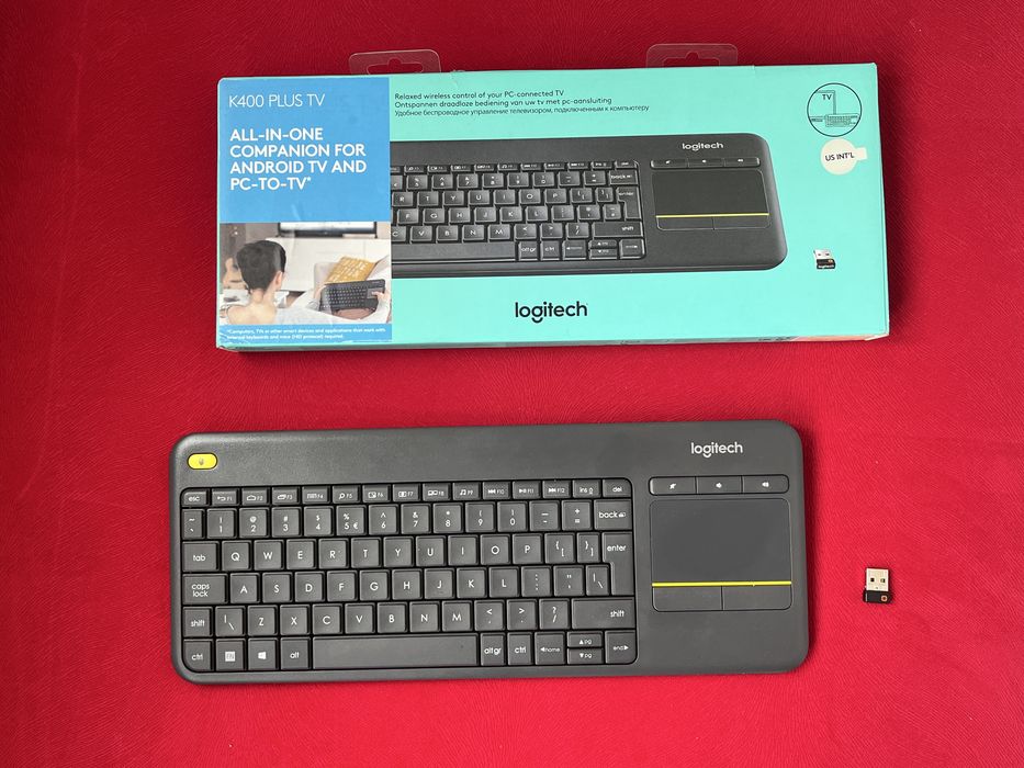 Tastatura Logitech K400+