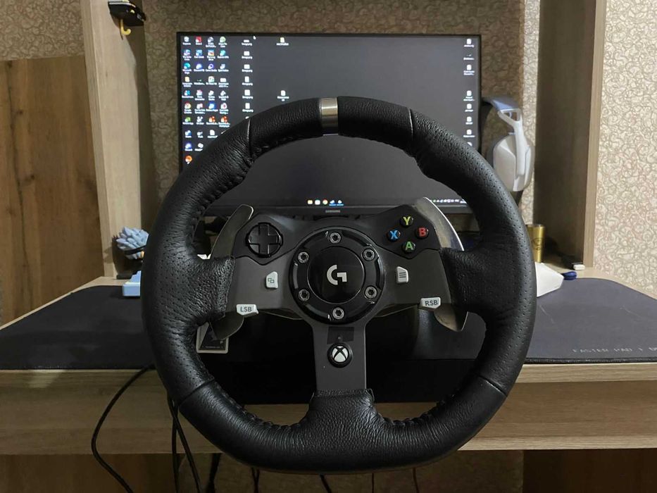 игровой руль Logitech g920 с force feedback