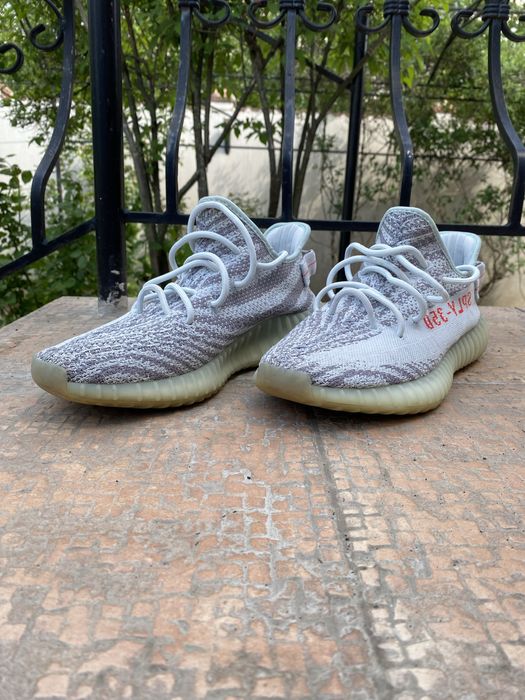 Reps Yeezy 350 V2 Blue tint
